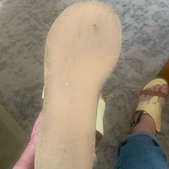 These shoes are so comfortable. Soft yellow. Cork lining- very gently used. - Picture 6 of 6